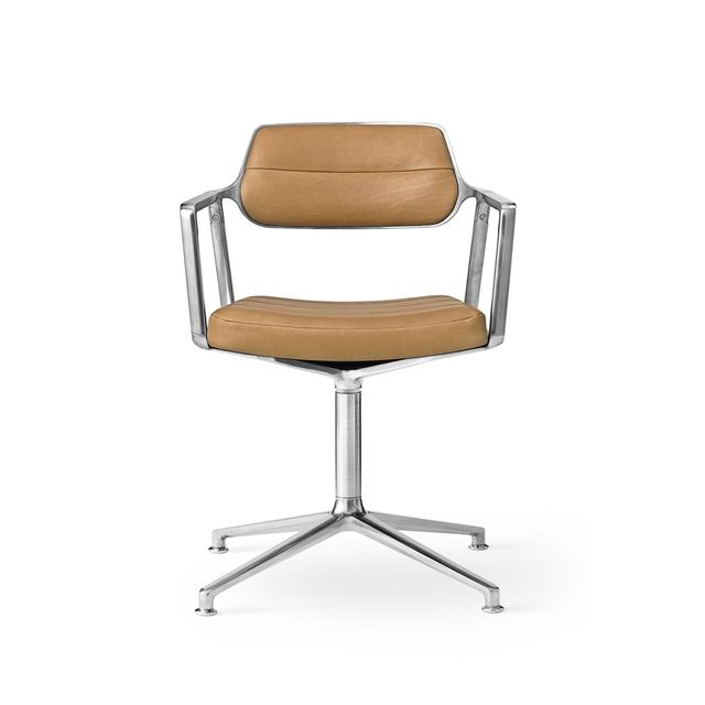 Vipp 453 Swivel Drejestol Med Gulvglidere Aluminium Sand Læder